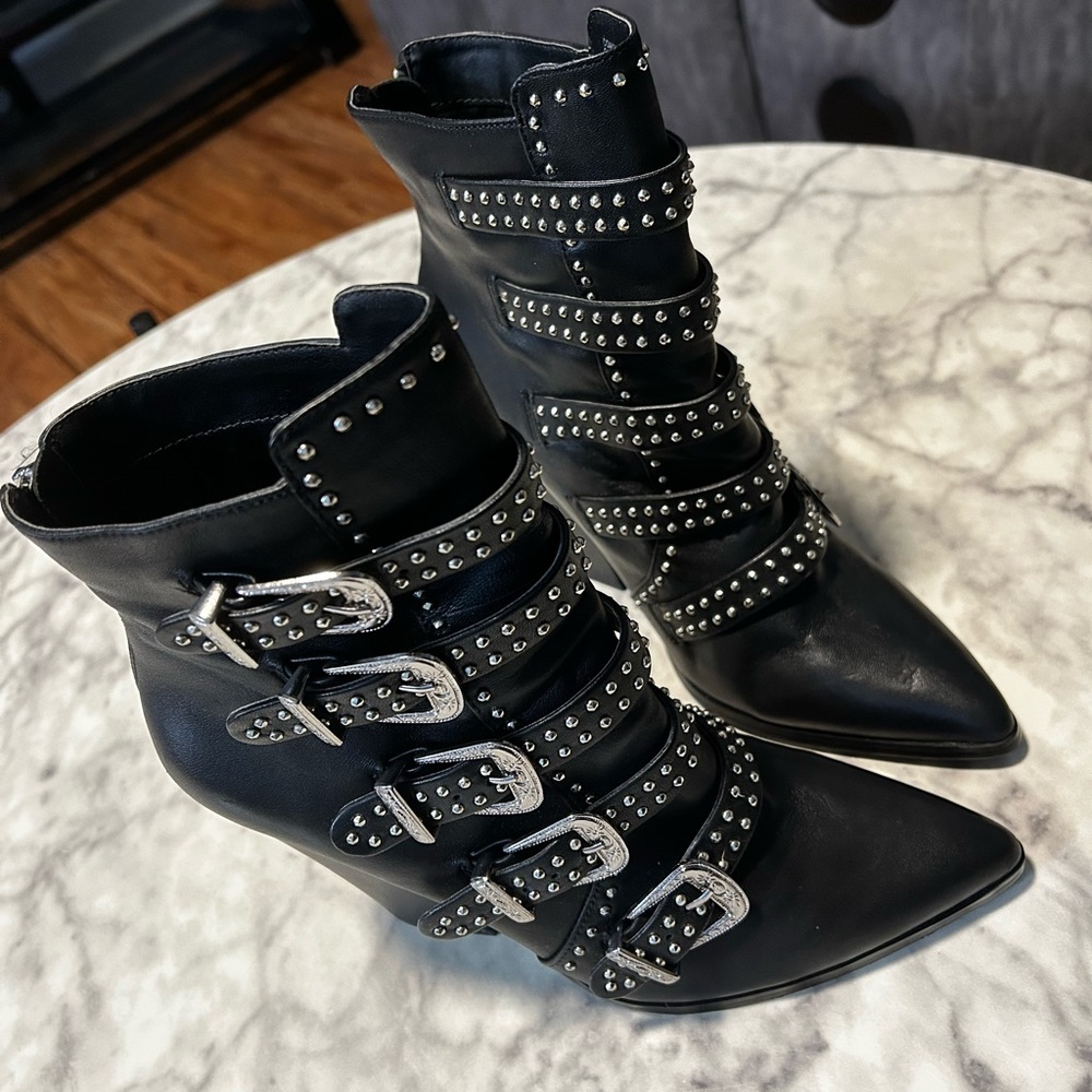 Steve Madden Black Ankle Boots with Silver Buckles - Picture 7 of 10